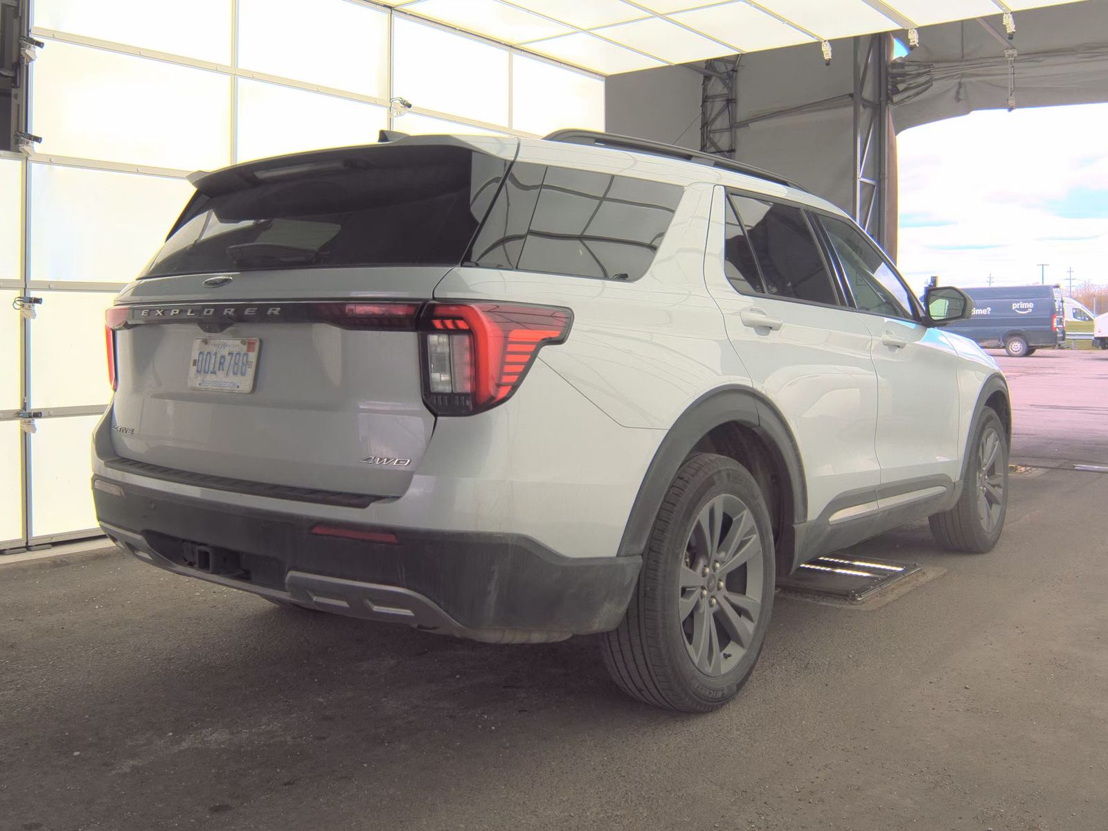 FORD EXPLORER - 6