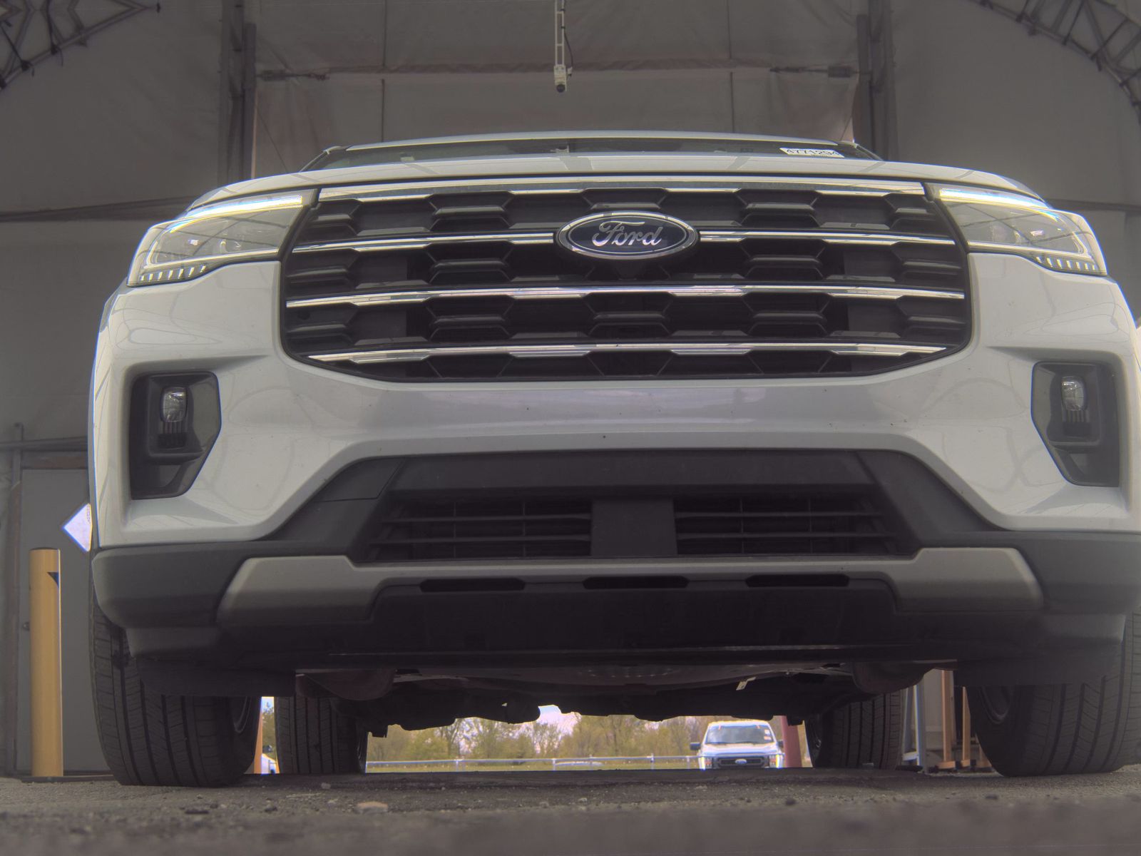 FORD EXPLORER - 4