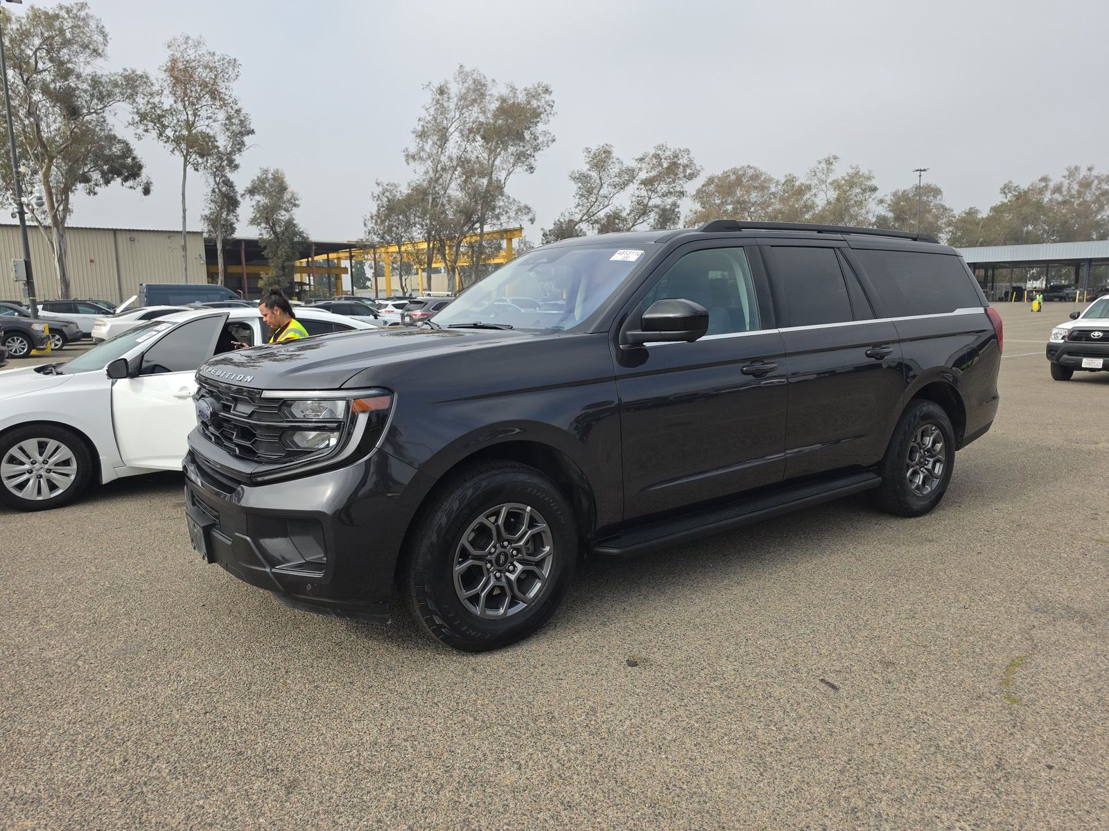 FORD EXPEDITION MAX - 1