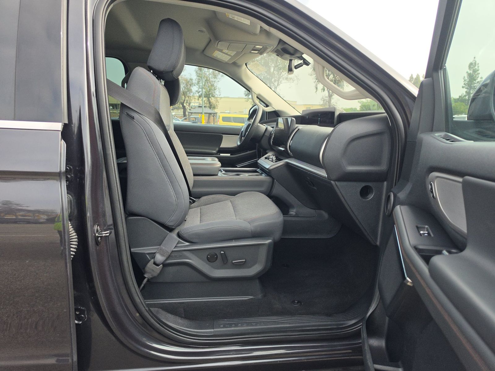 FORD EXPEDITION MAX - 9