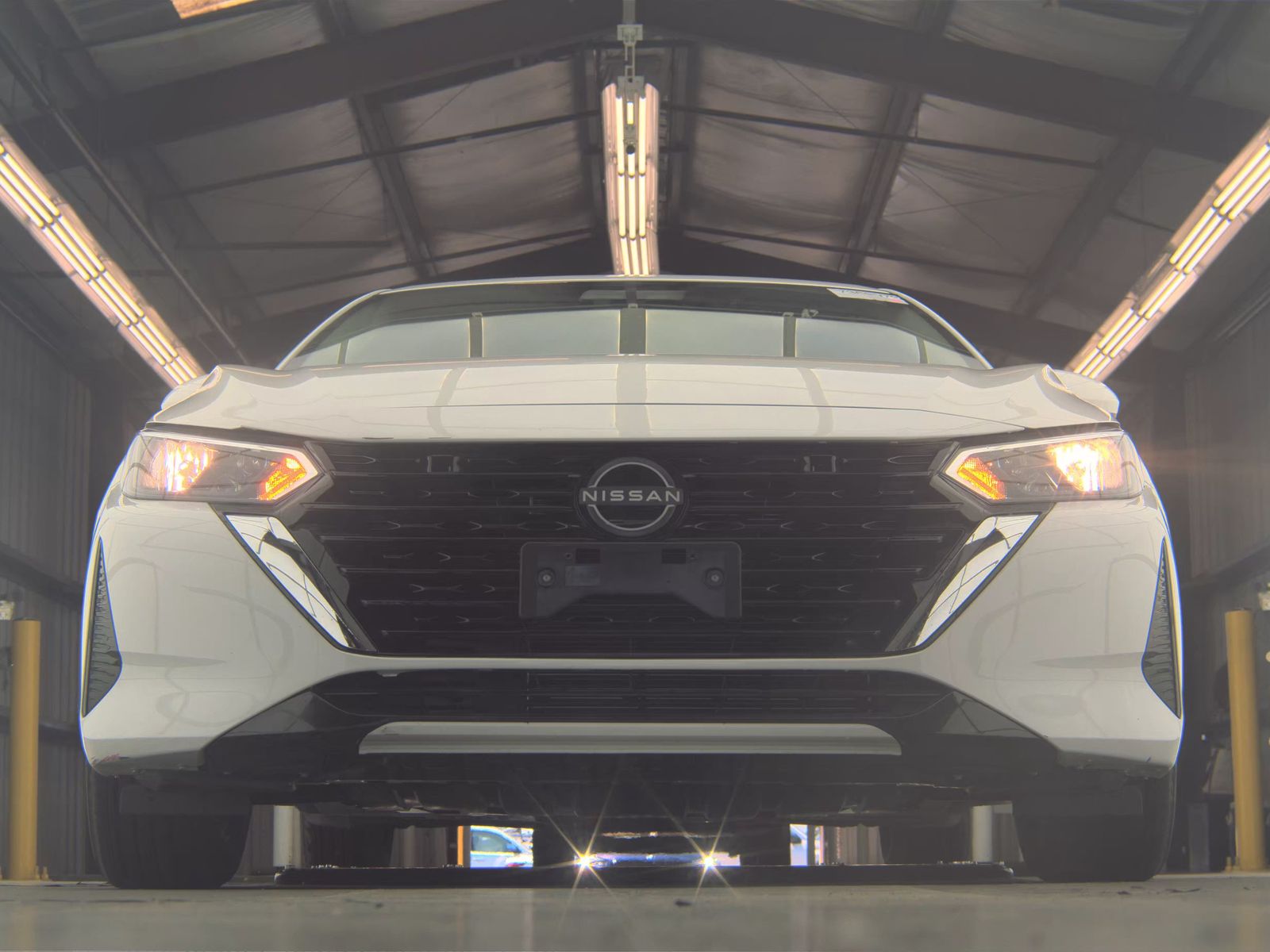 NISSAN SENTRA - 4