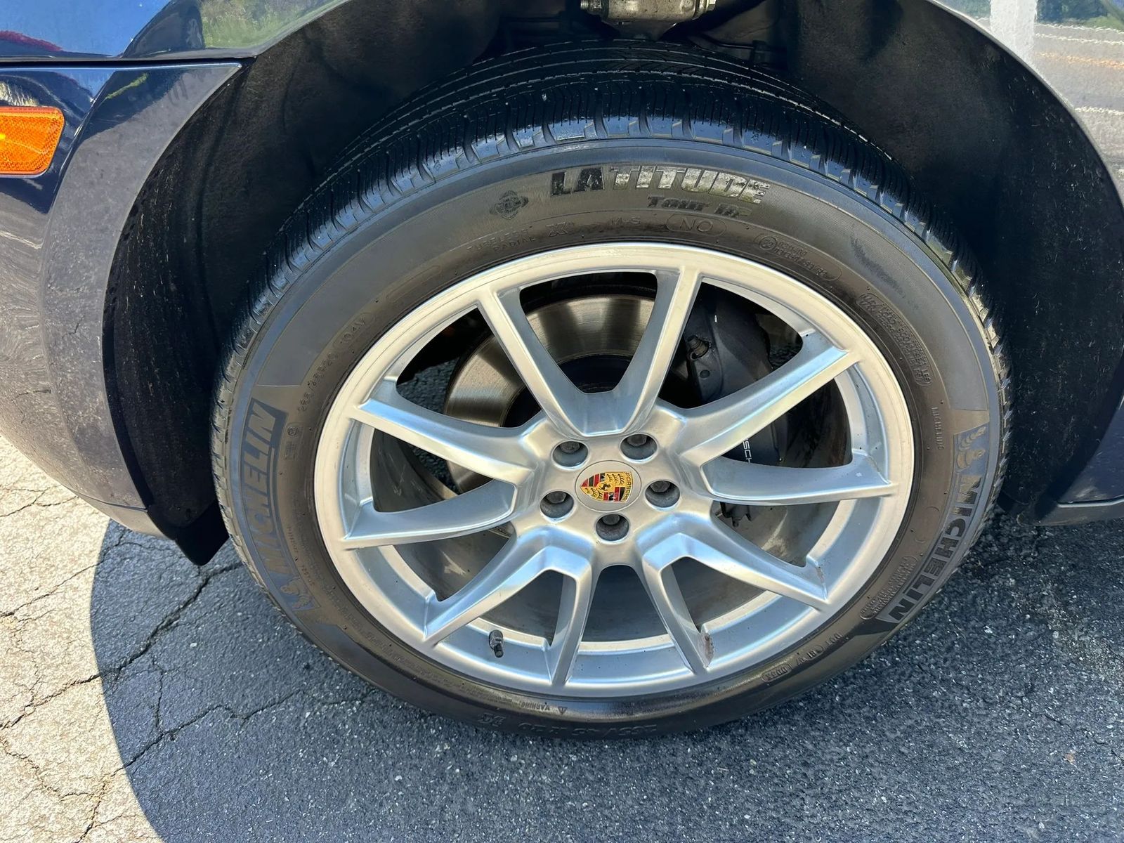 2017 Porsche Macan Base AWD
