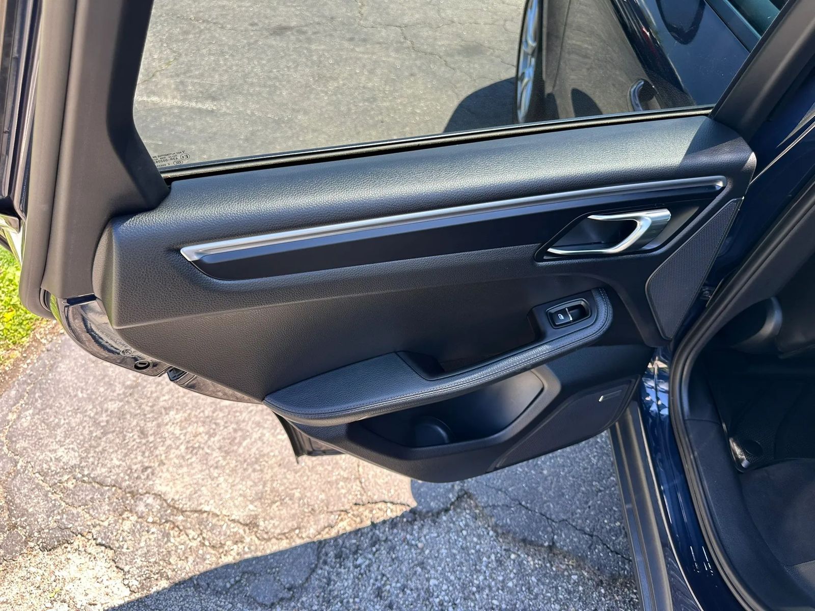 2017 Porsche Macan Base AWD