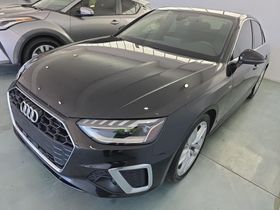 Audi A4 Sedan S line Premium Plus снимка Audi A4 Sedan S line Premium Plus