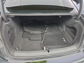 Audi A4 Sedan S line Premium Plus снимка Audi A4 Sedan S line Premium Plus
