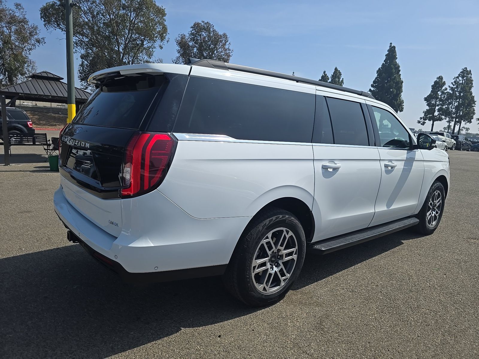 FORD EXPEDITION MAX - 5
