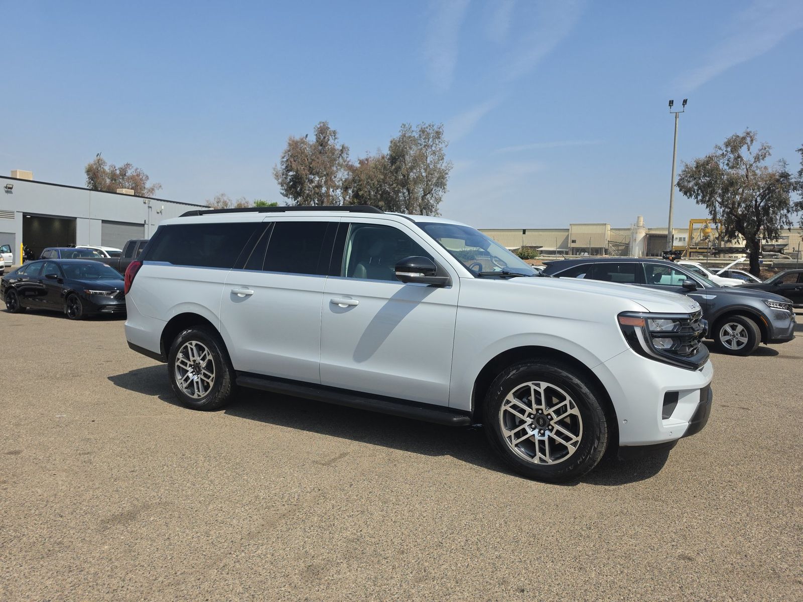 FORD EXPEDITION MAX - 4