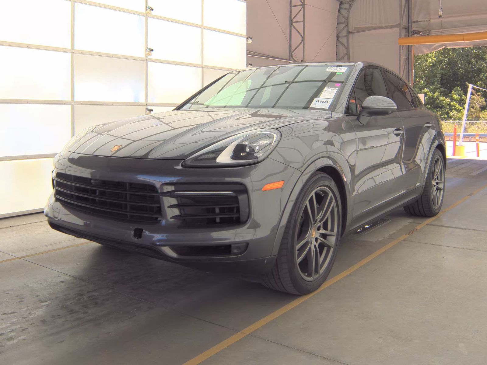PORSCHE CAYENNE - 1