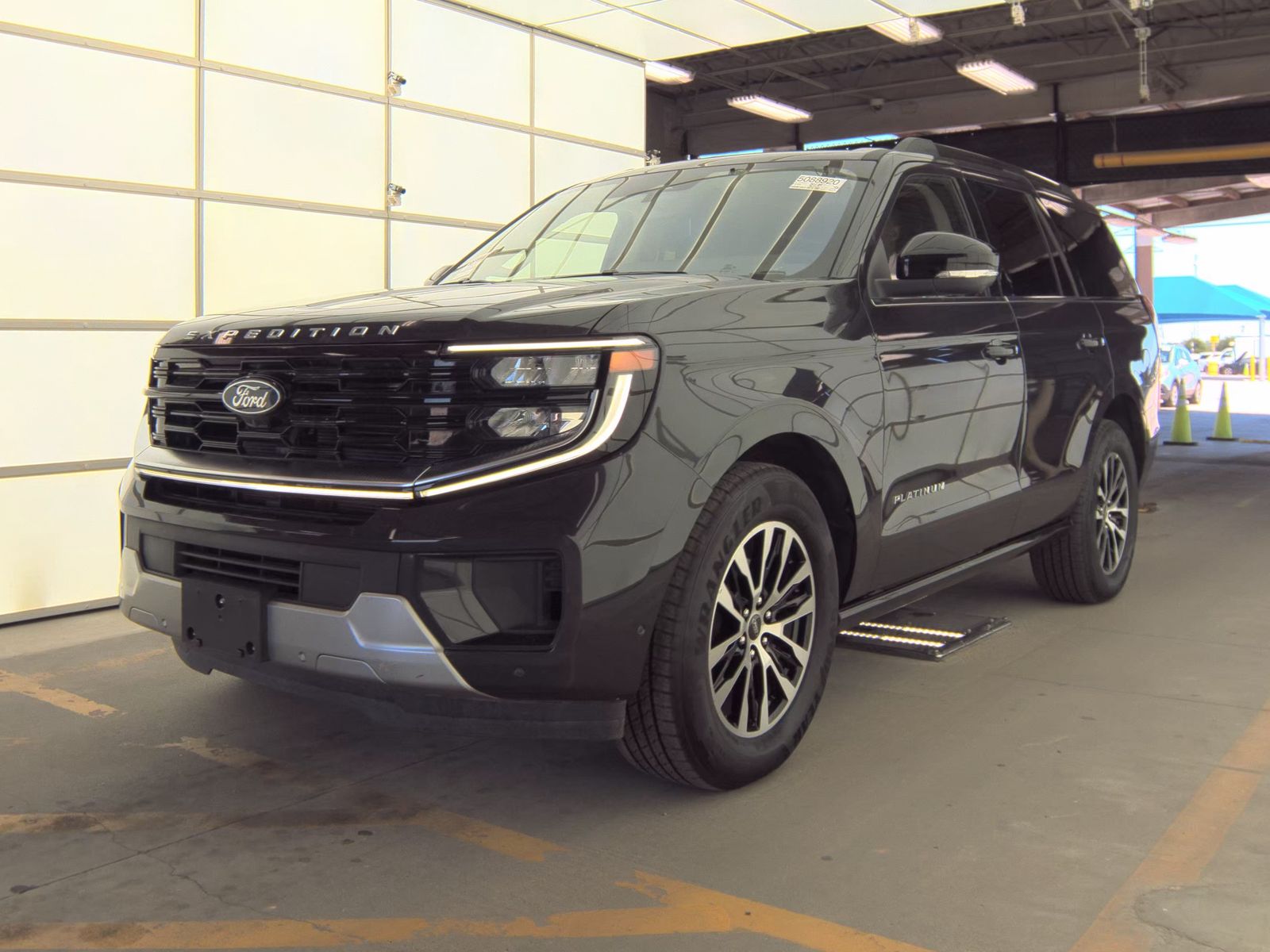 FORD EXPEDITION - 1