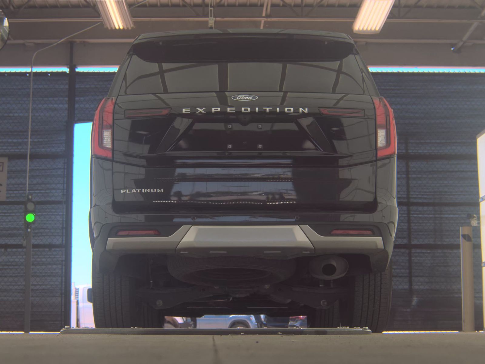 FORD EXPEDITION - 8