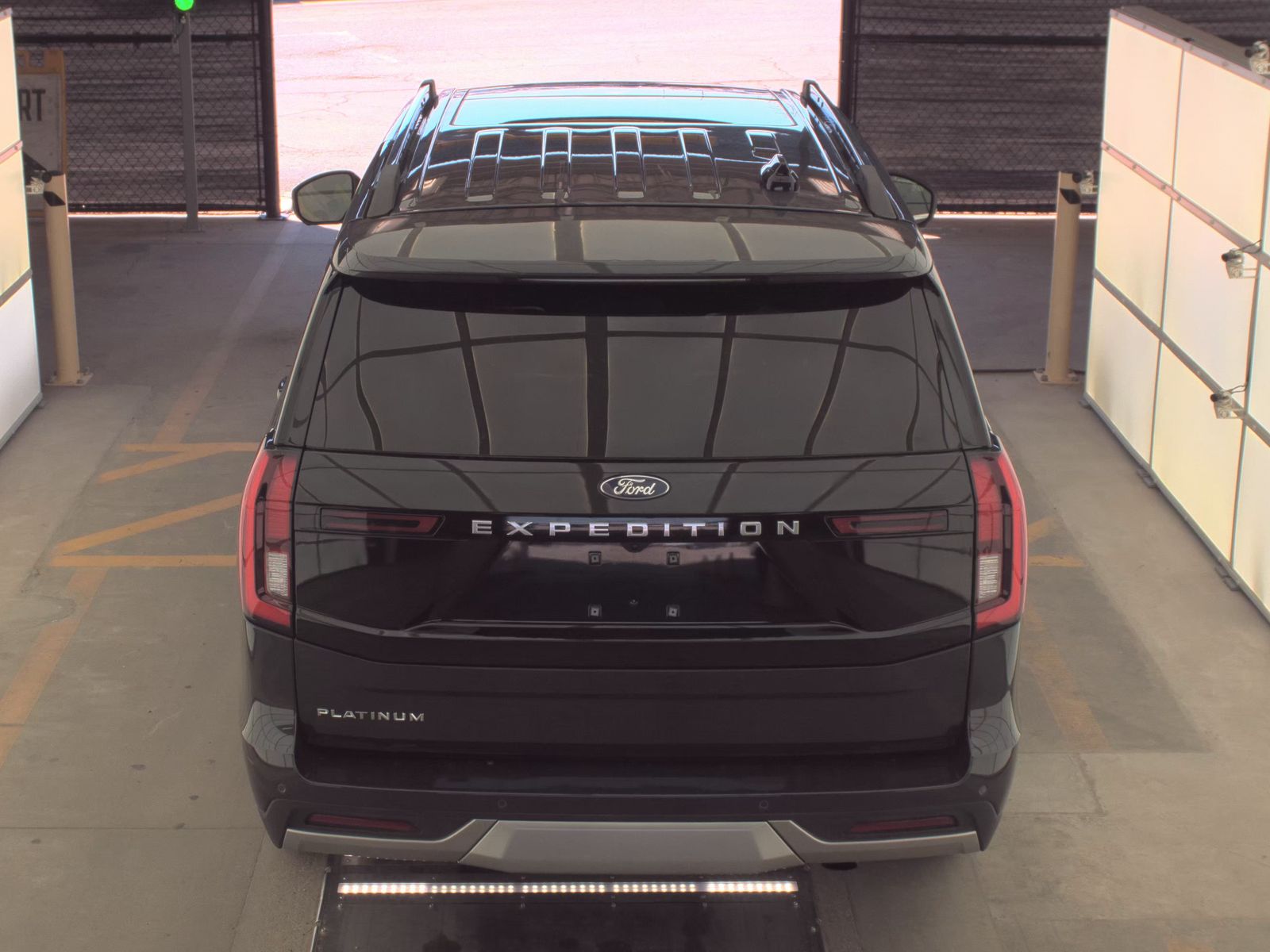 FORD EXPEDITION - 7