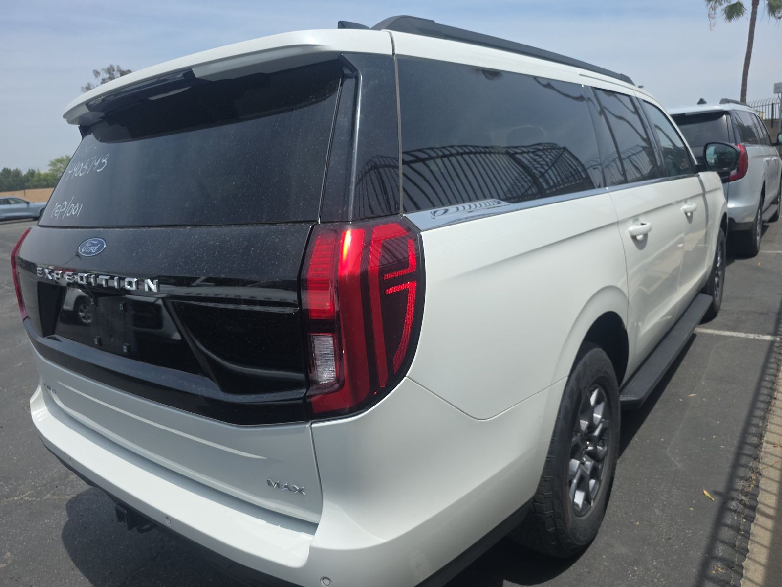 FORD EXPEDITION MAX - 5