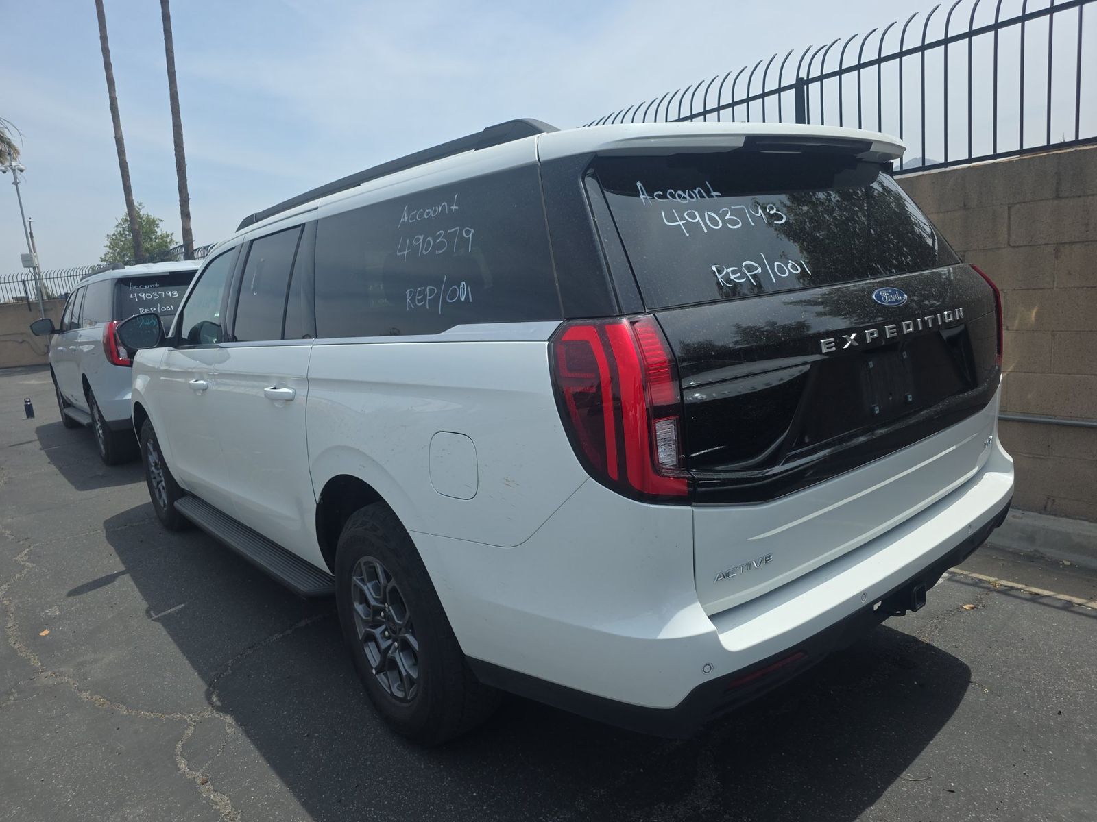 FORD EXPEDITION MAX - 7