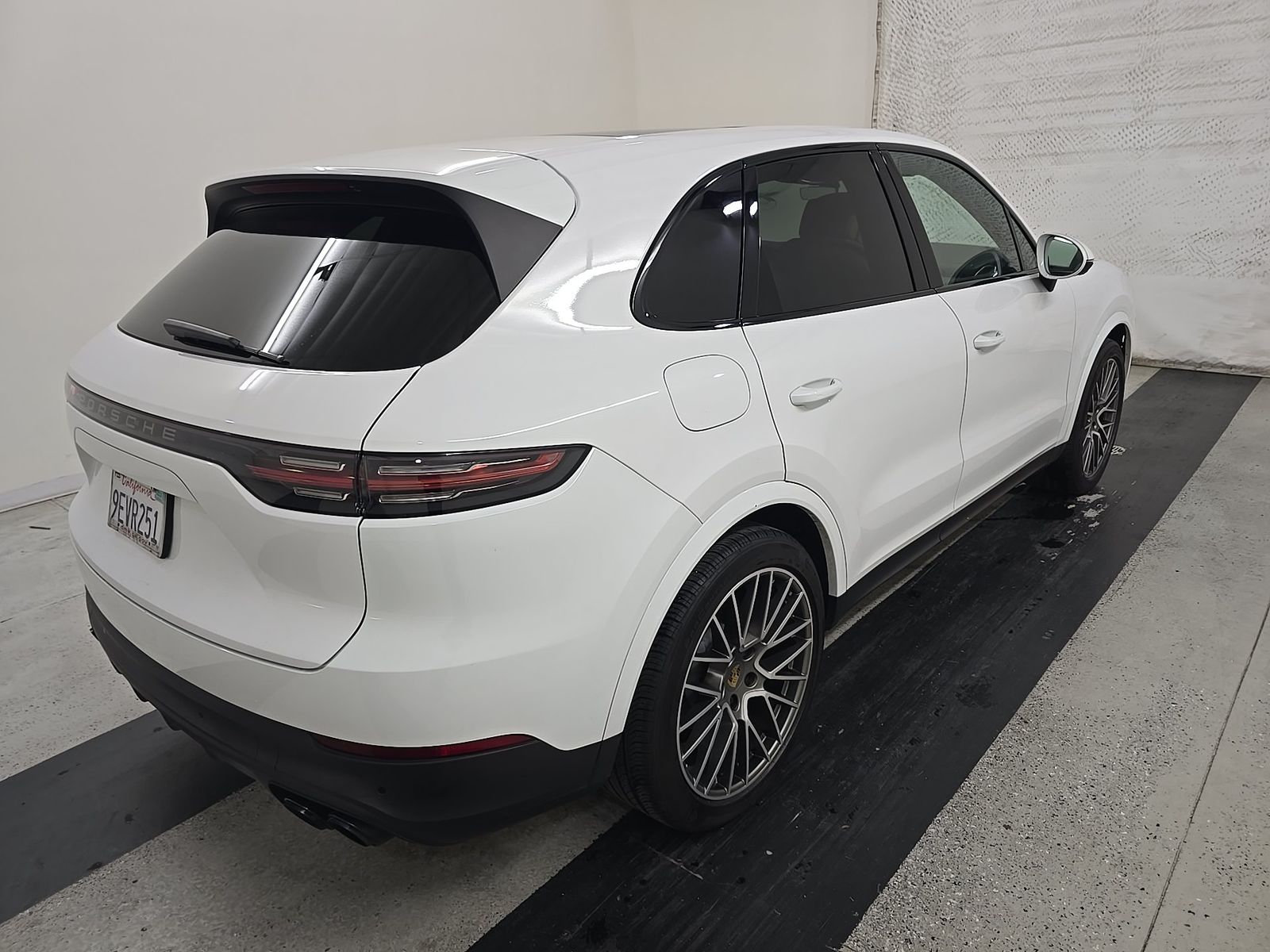 PORSCHE CAYENNE - 5