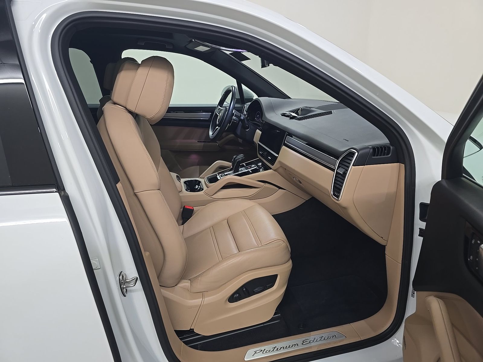 PORSCHE CAYENNE - 9