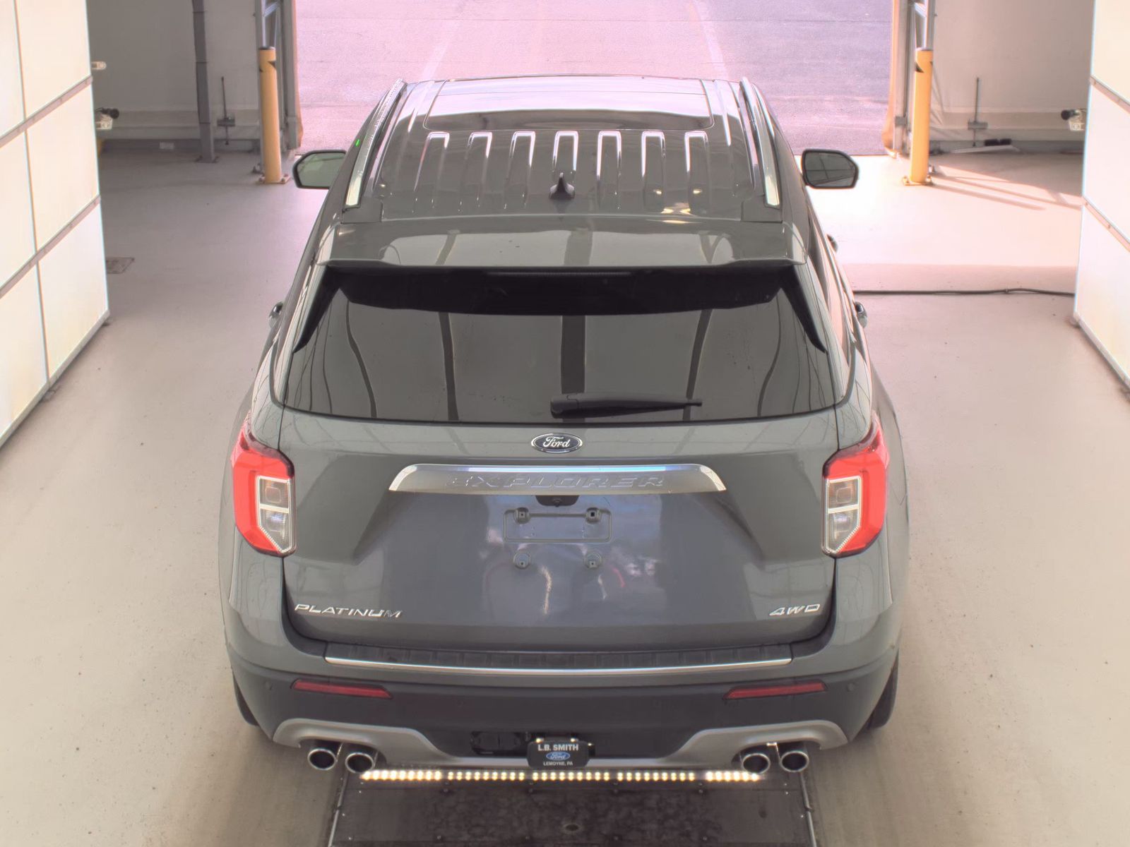 FORD EXPLORER - 7