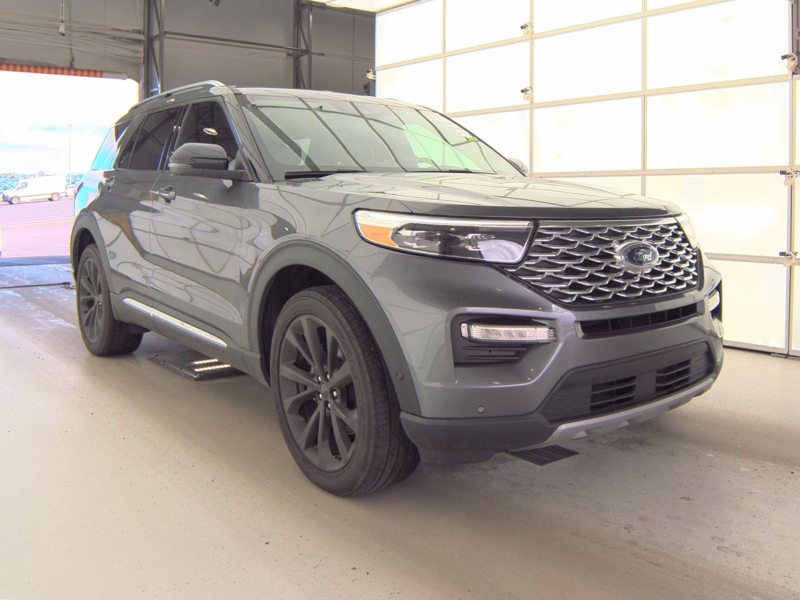 FORD EXPLORER - 5