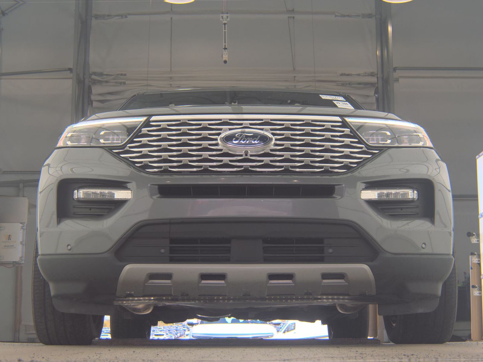 FORD EXPLORER - 4