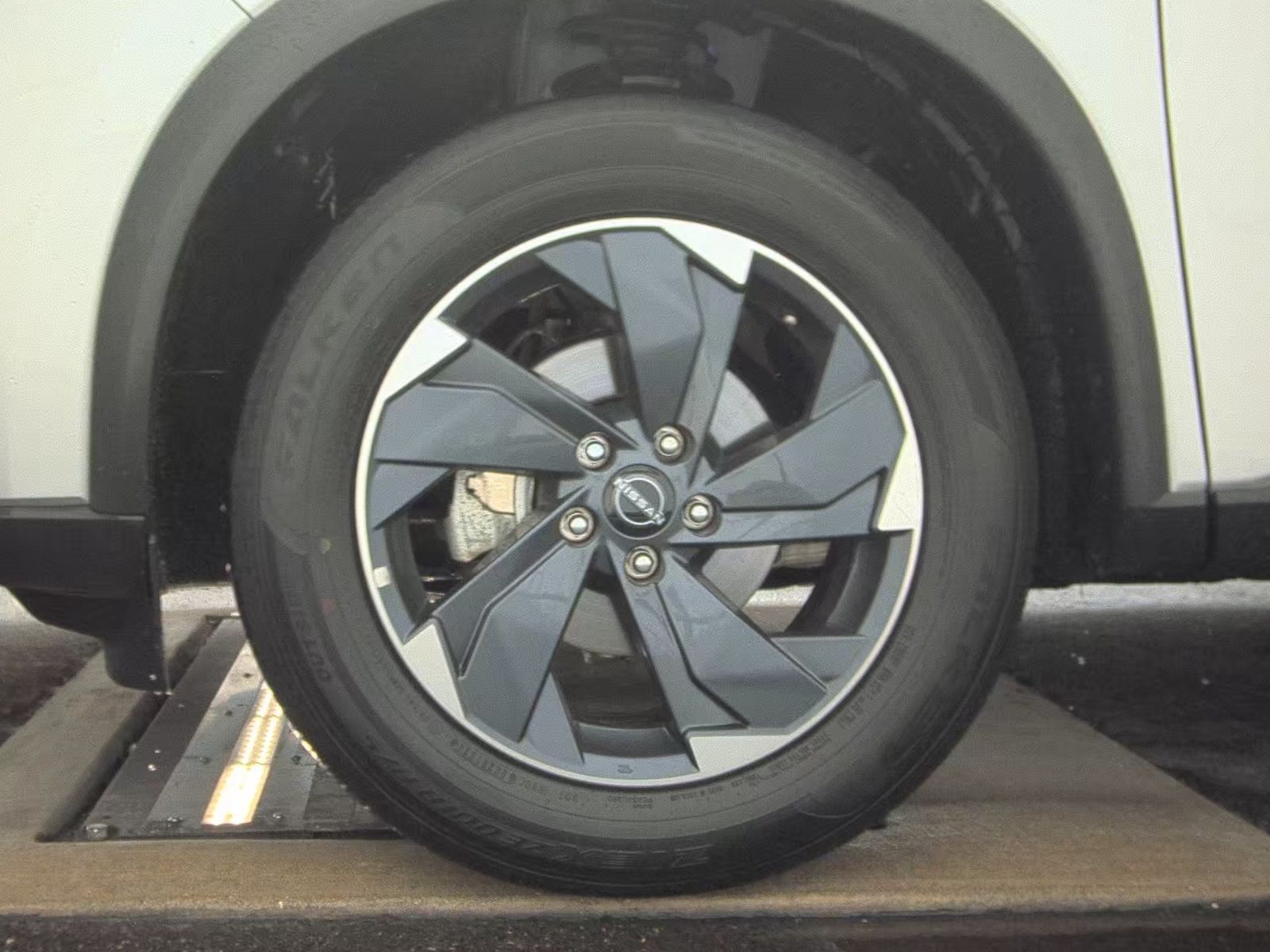 2025 Nissan Rogue SV FWD