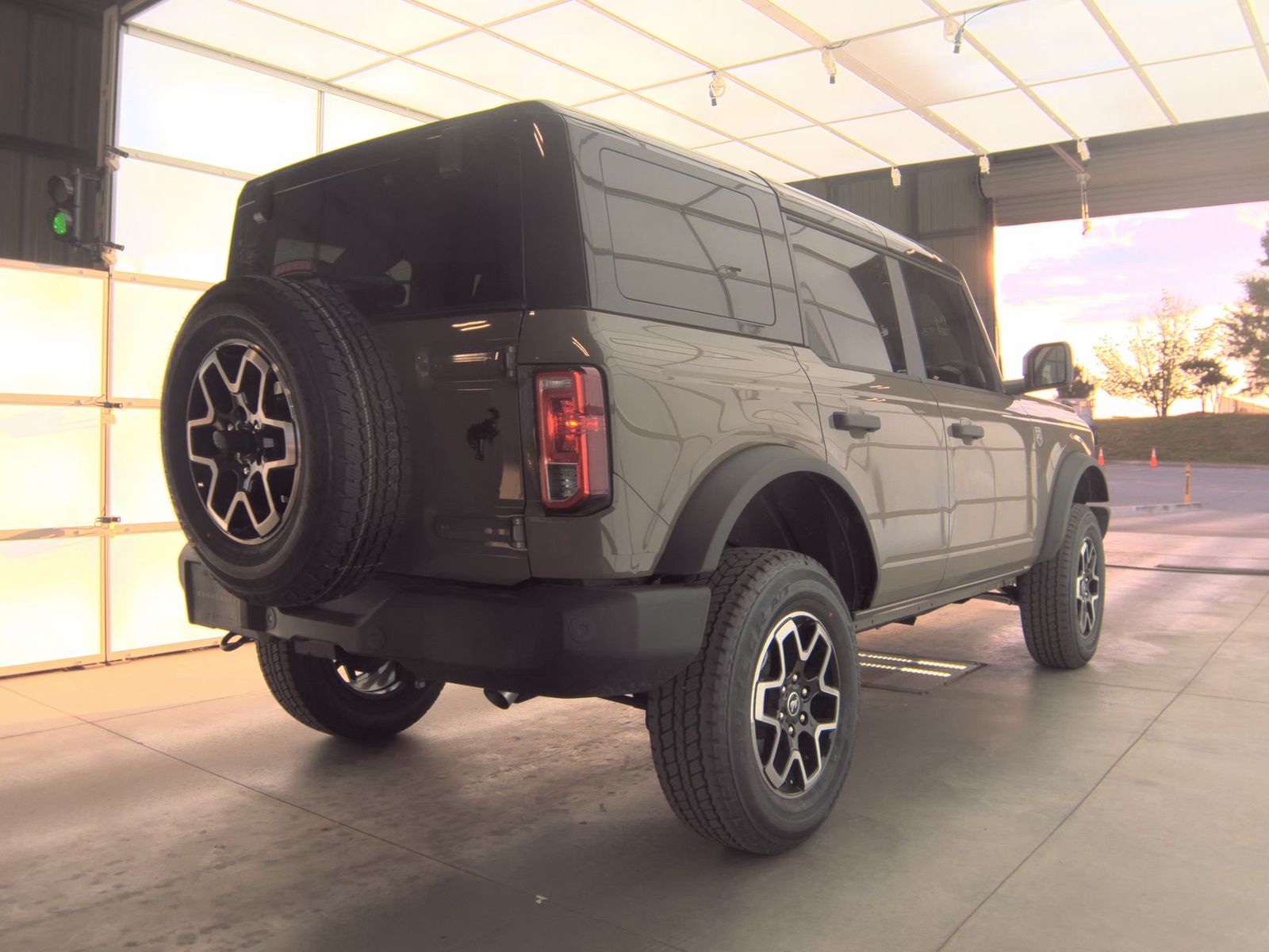 FORD BRONCO - 6