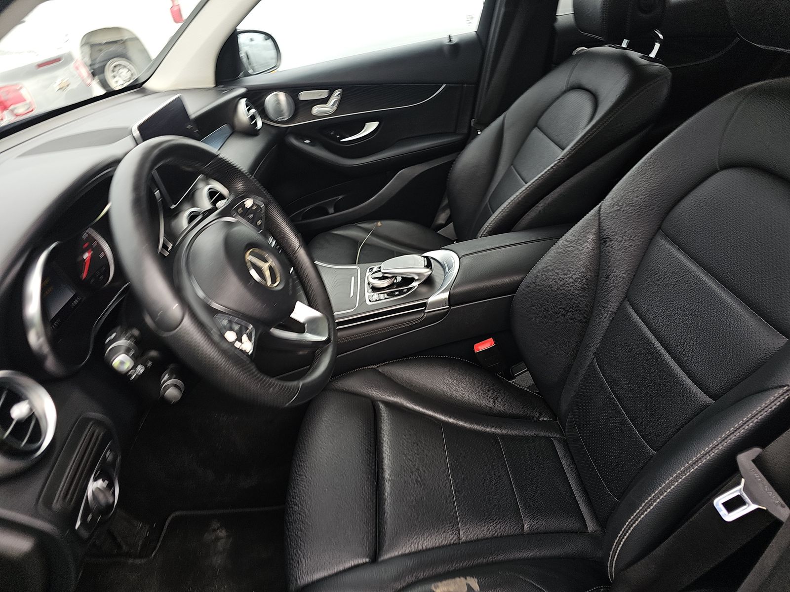 2017 Mercedes-Benz GLC GLC 300 RWD