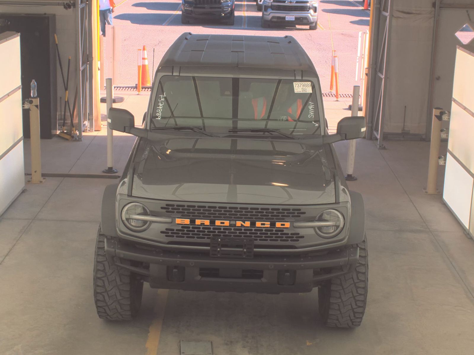 FORD BRONCO - 3