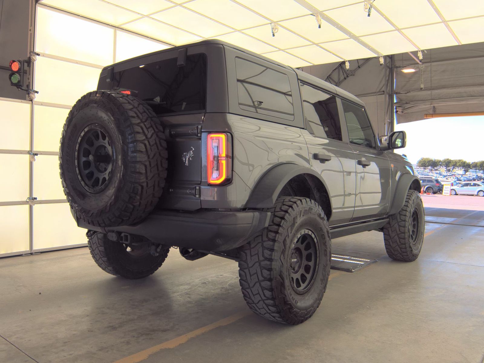 FORD BRONCO - 6