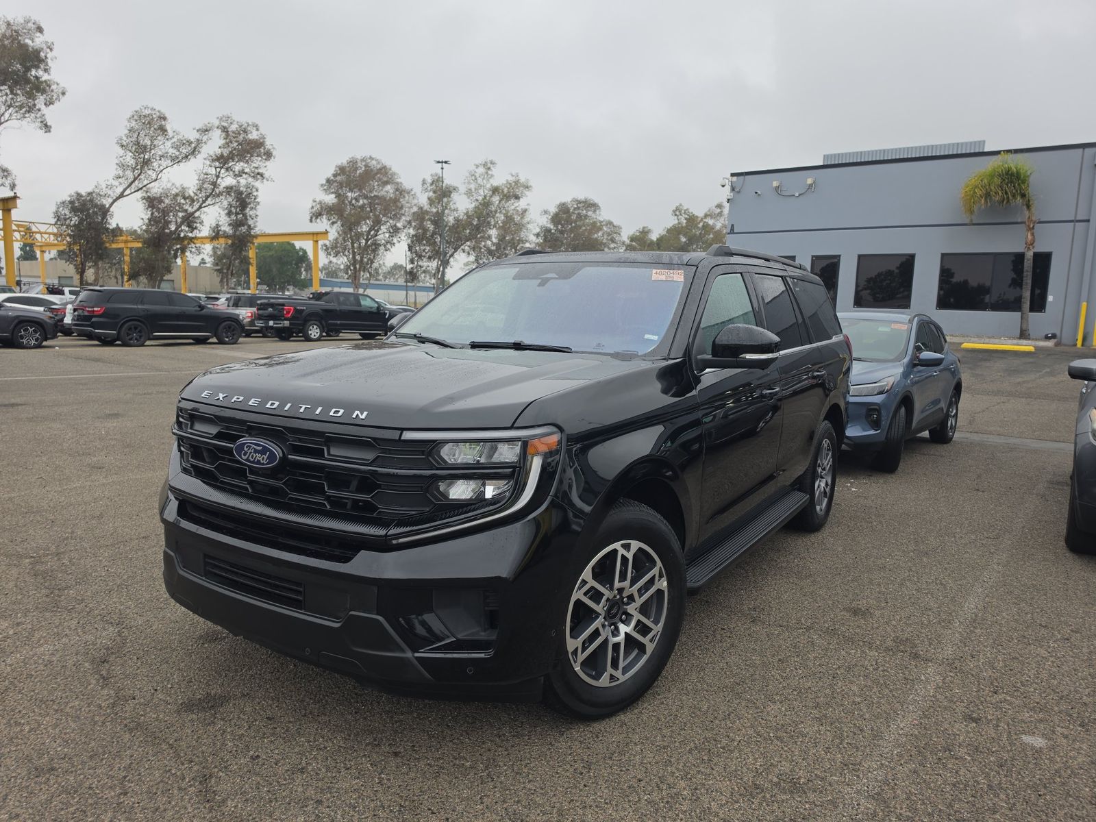 FORD EXPEDITION - 1