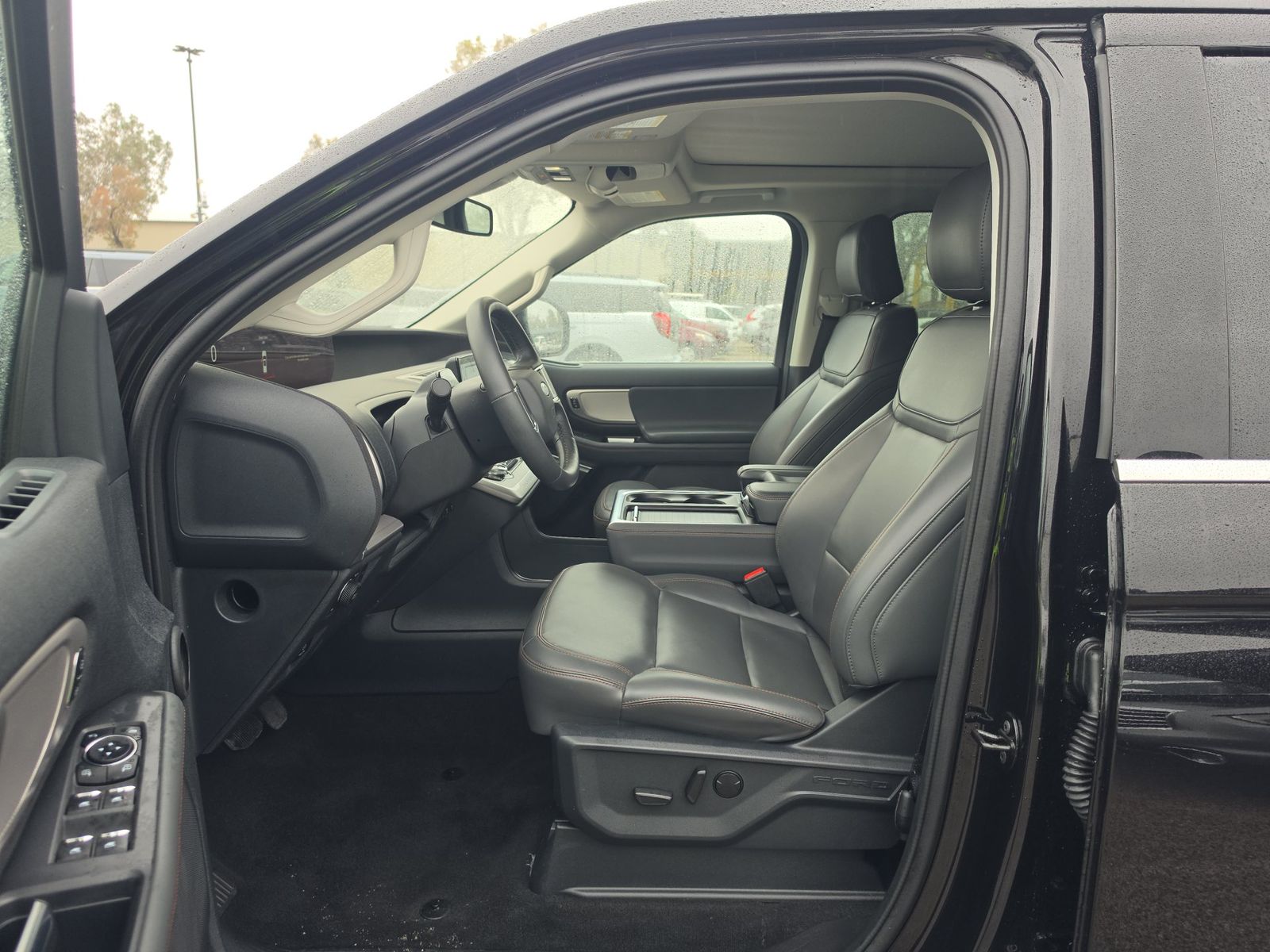 FORD EXPEDITION - 8