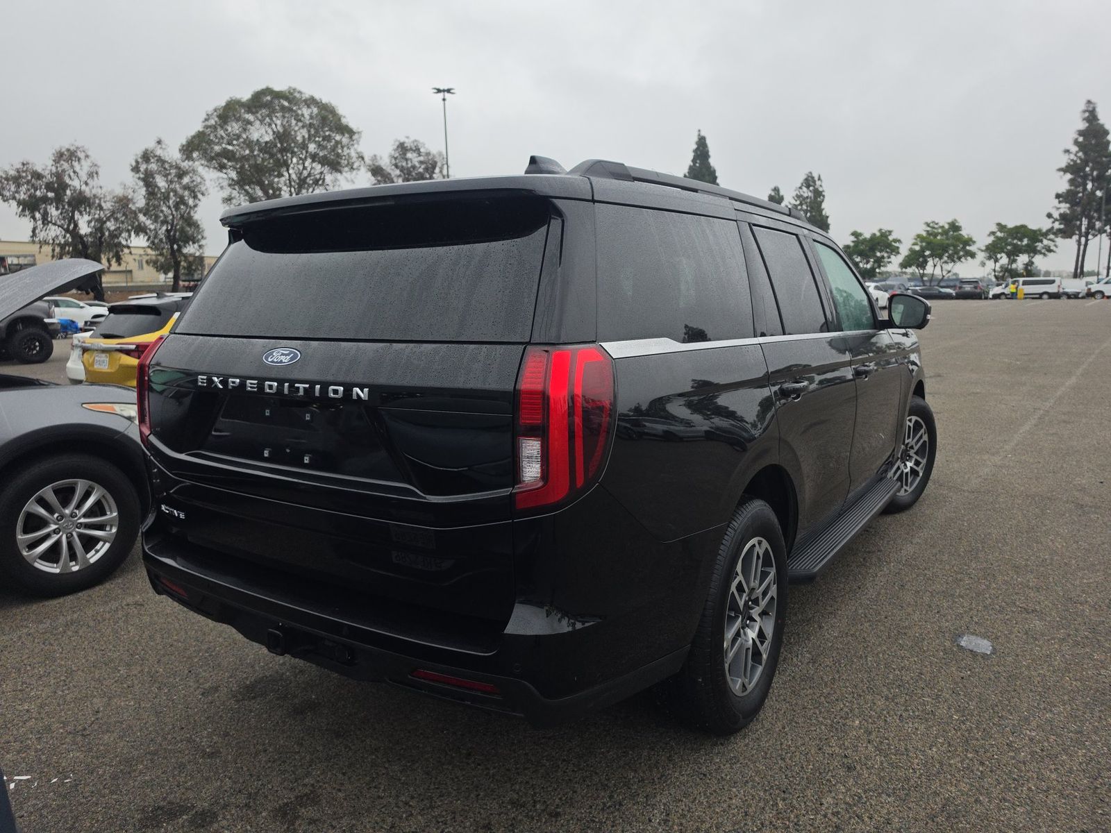 FORD EXPEDITION - 5