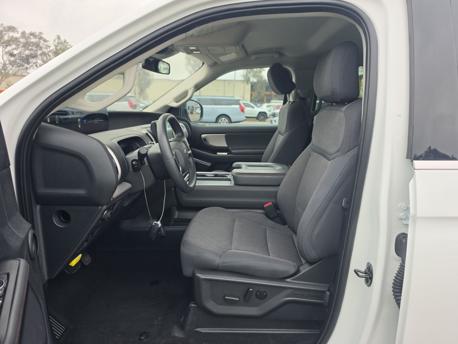FORD EXPEDITION MAX - 8