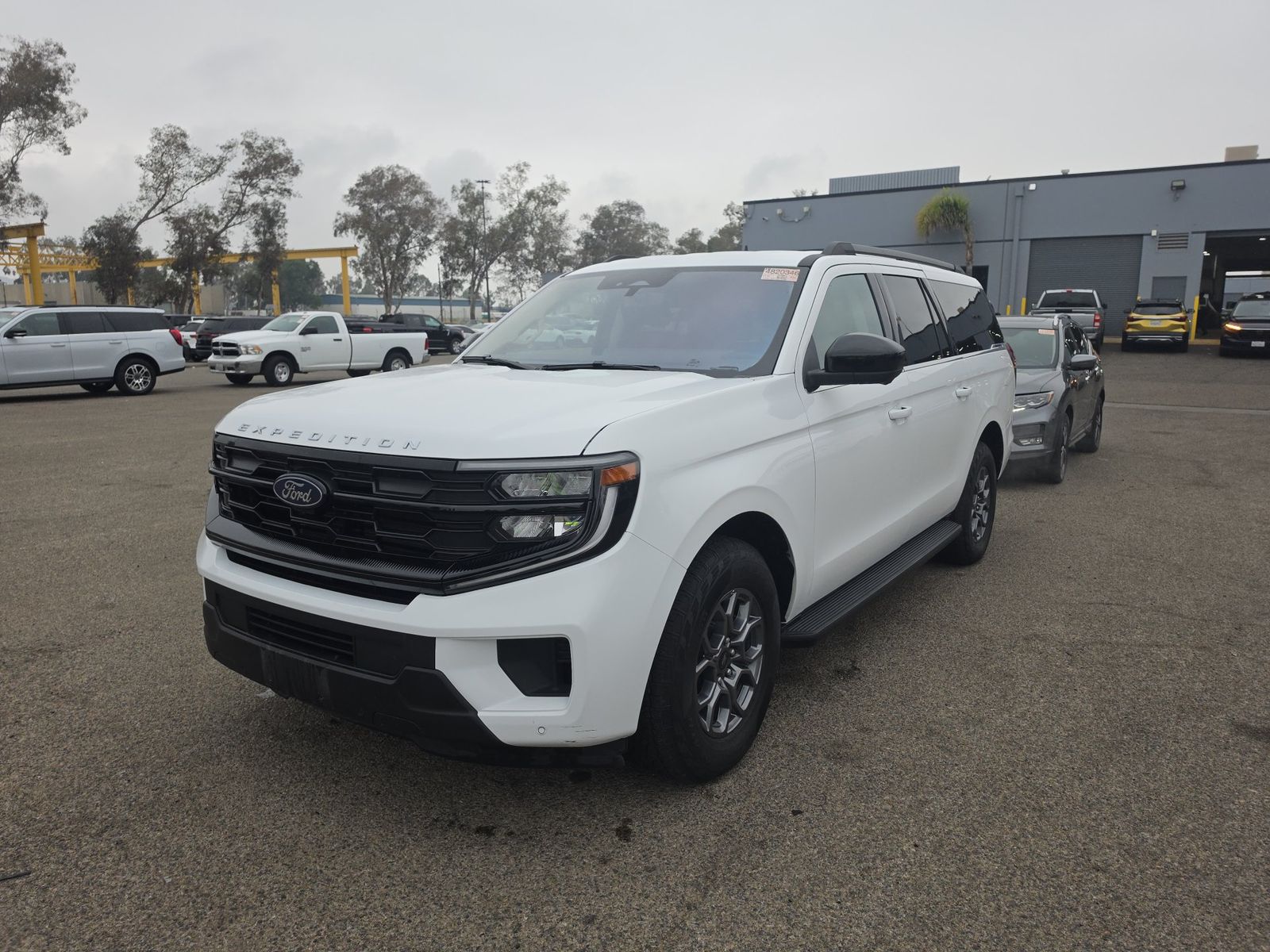 FORD EXPEDITION MAX - 1