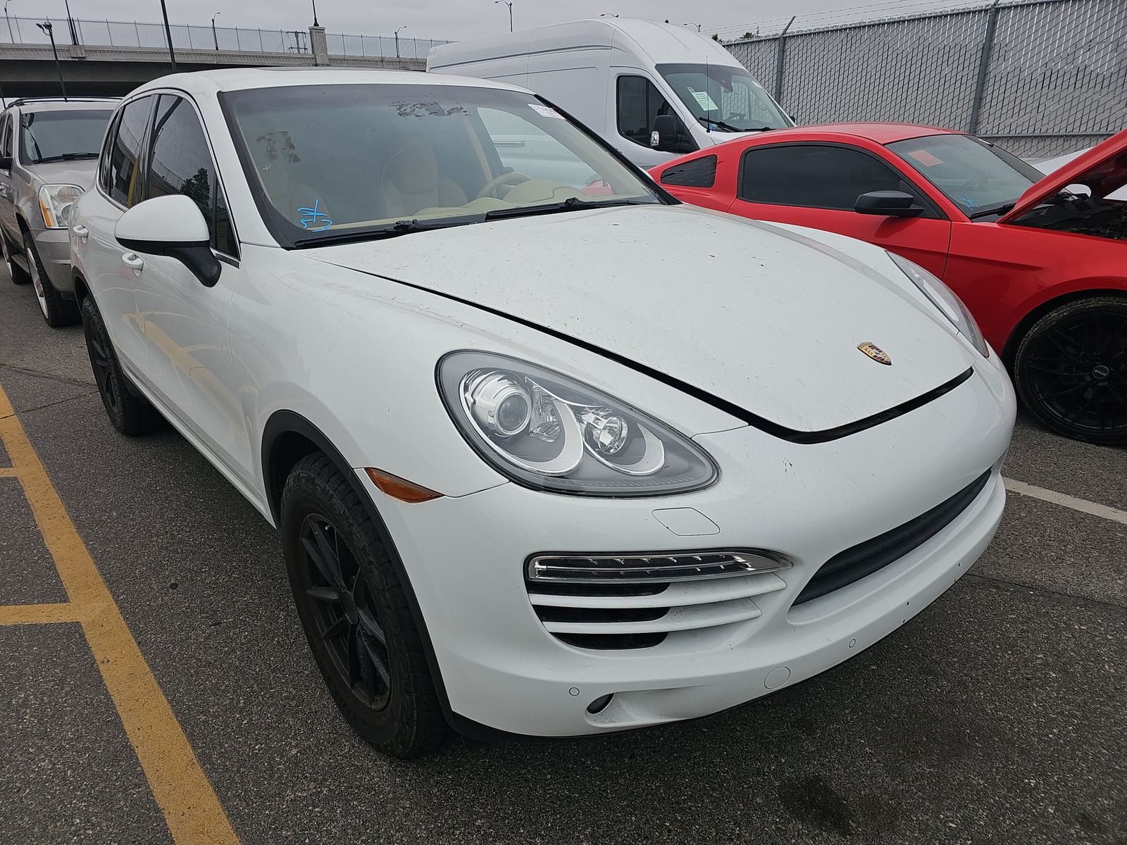 PORSCHE CAYENNE - 4