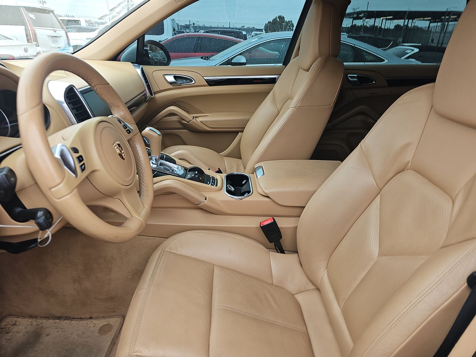PORSCHE CAYENNE - 8