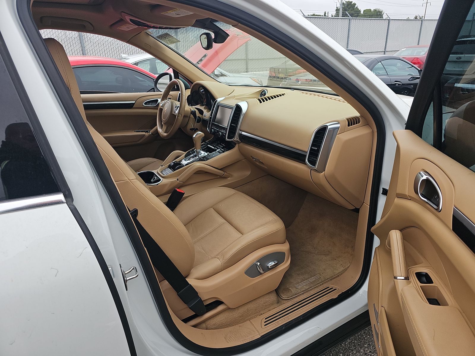 PORSCHE CAYENNE - 9