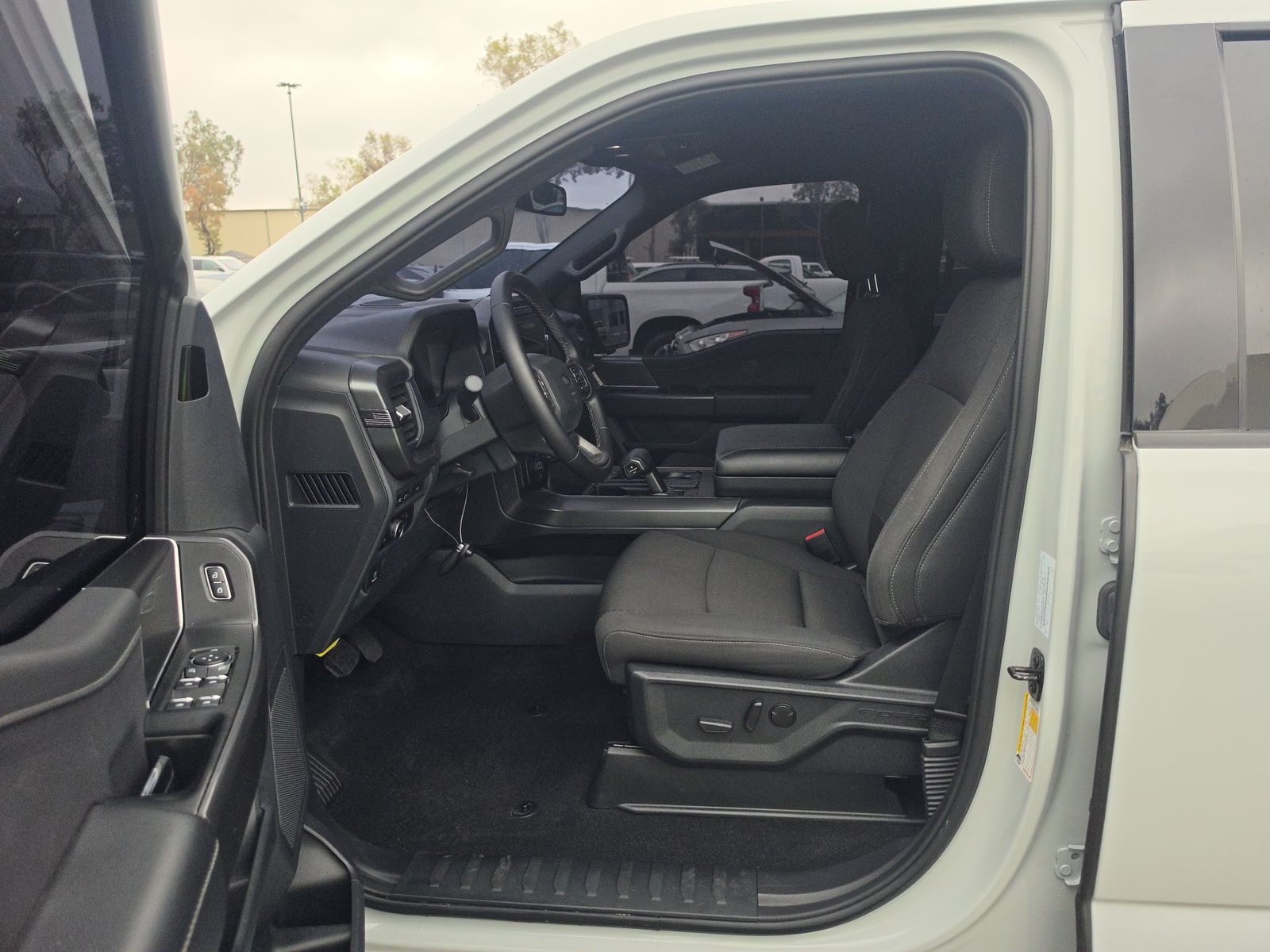 FORD F-150 - 8