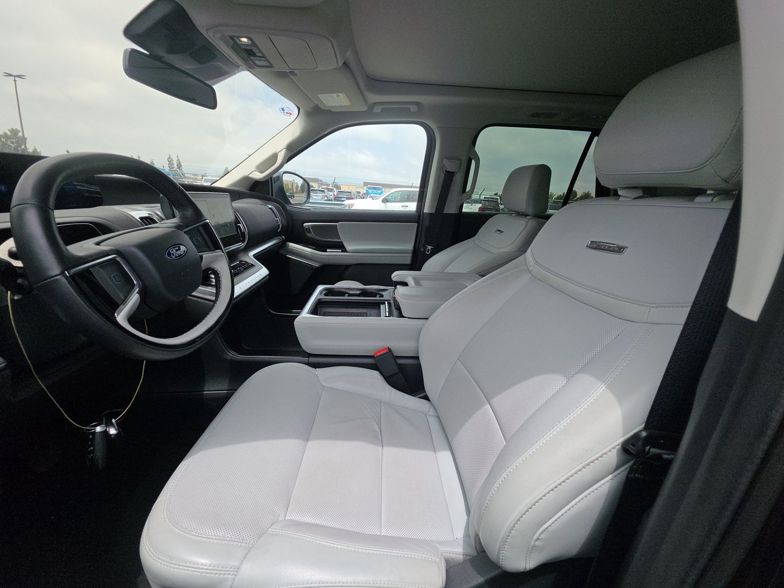 FORD EXPEDITION - 8