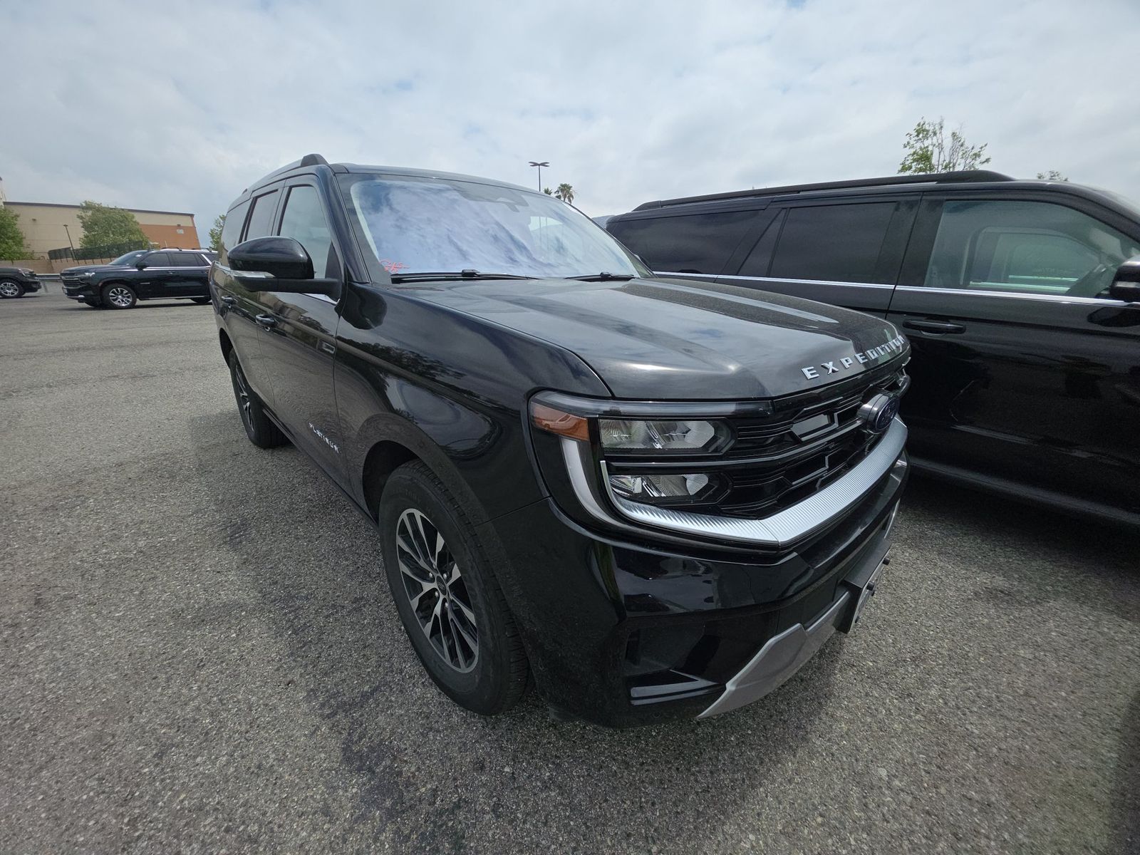 FORD EXPEDITION - 4