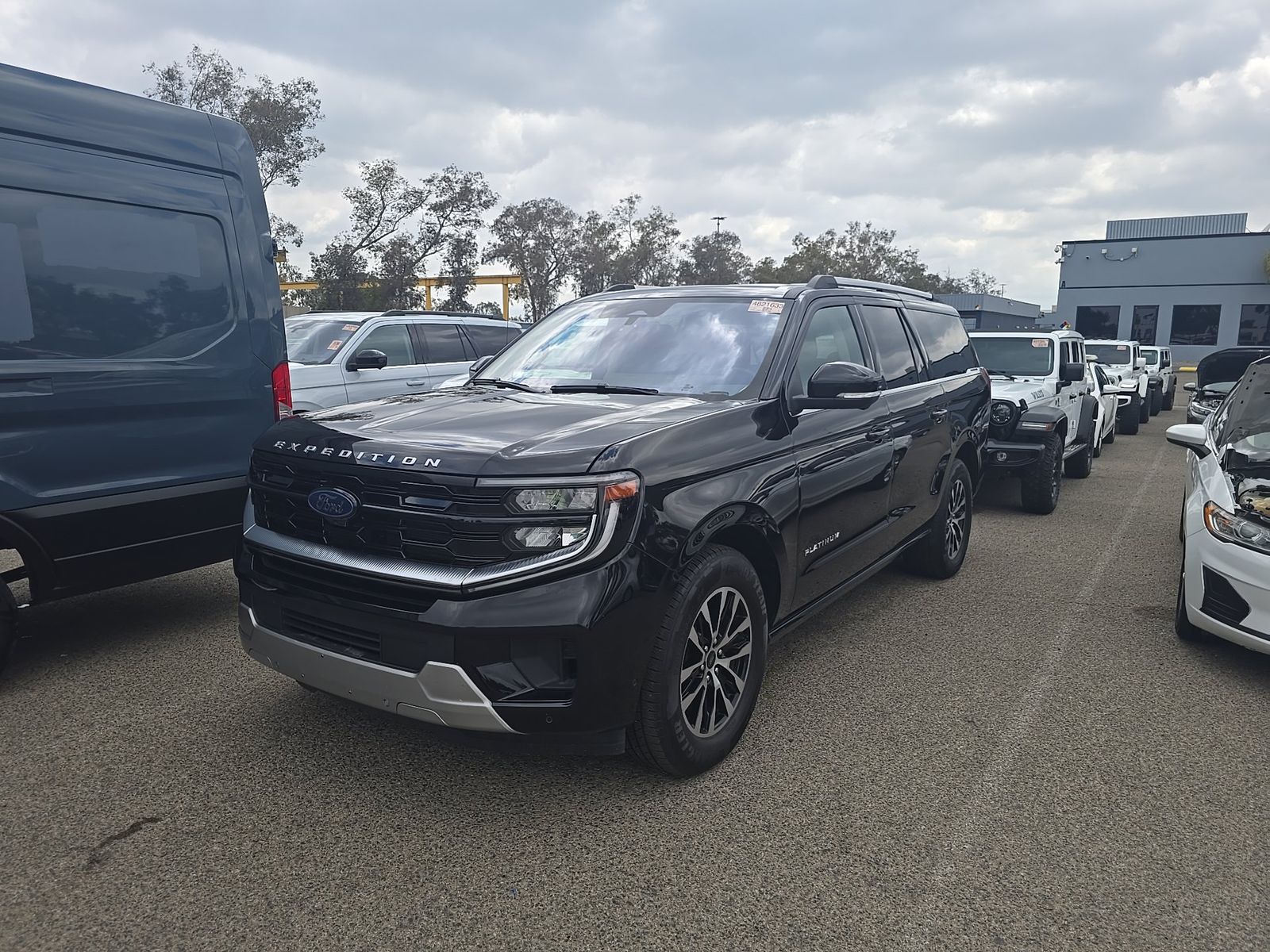 FORD EXPEDITION MAX - 1