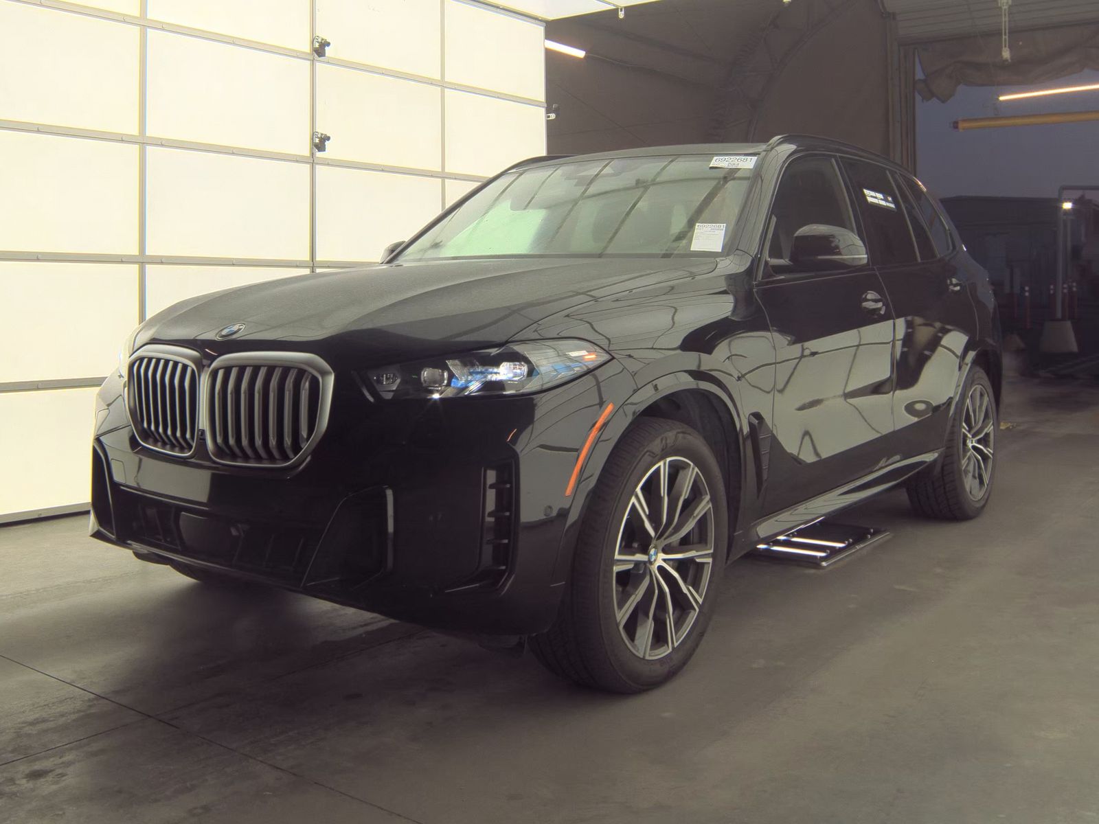 2025 BMW X5 xDrive40i AWD