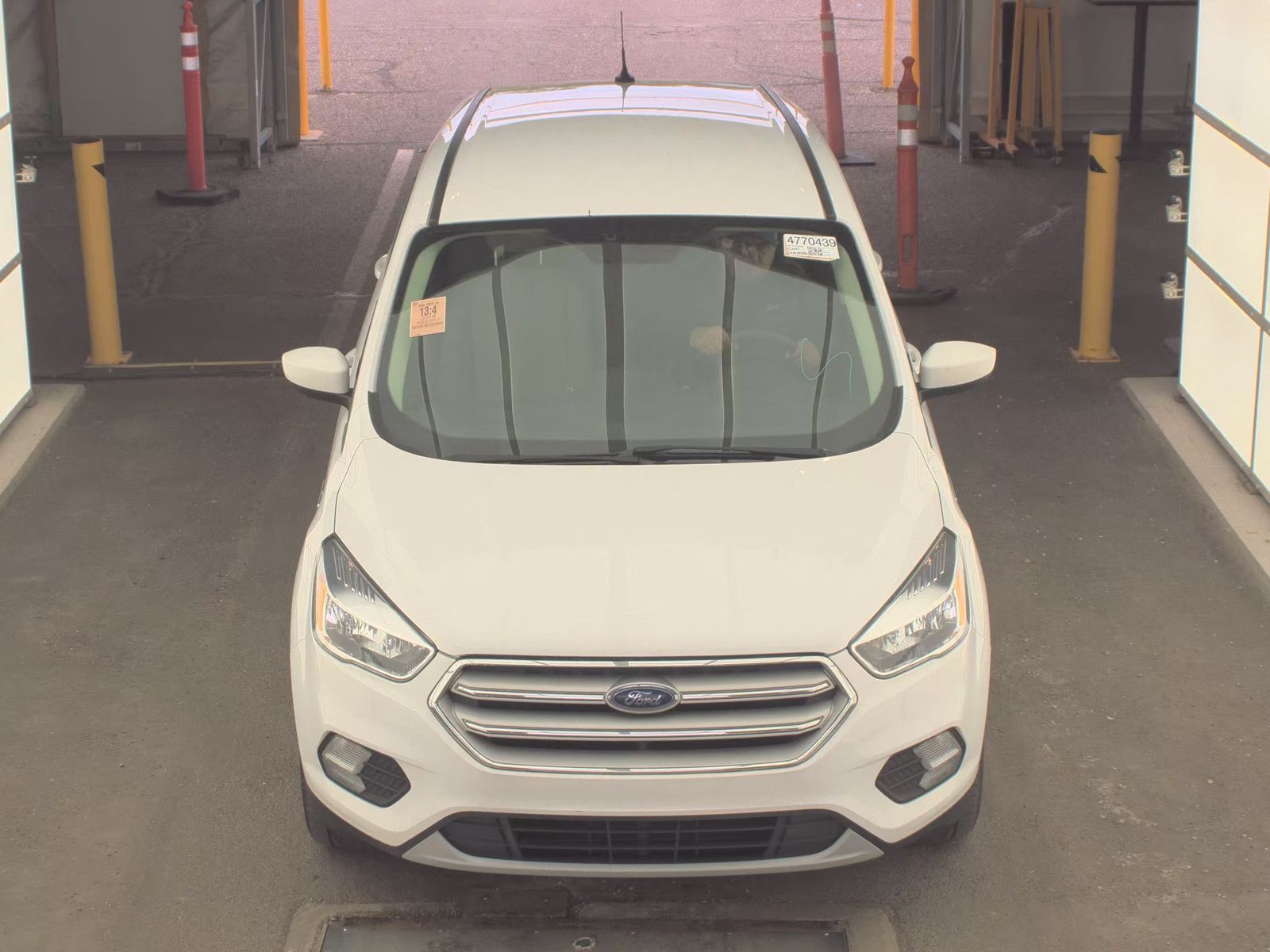 FORD ESCAPE - 3