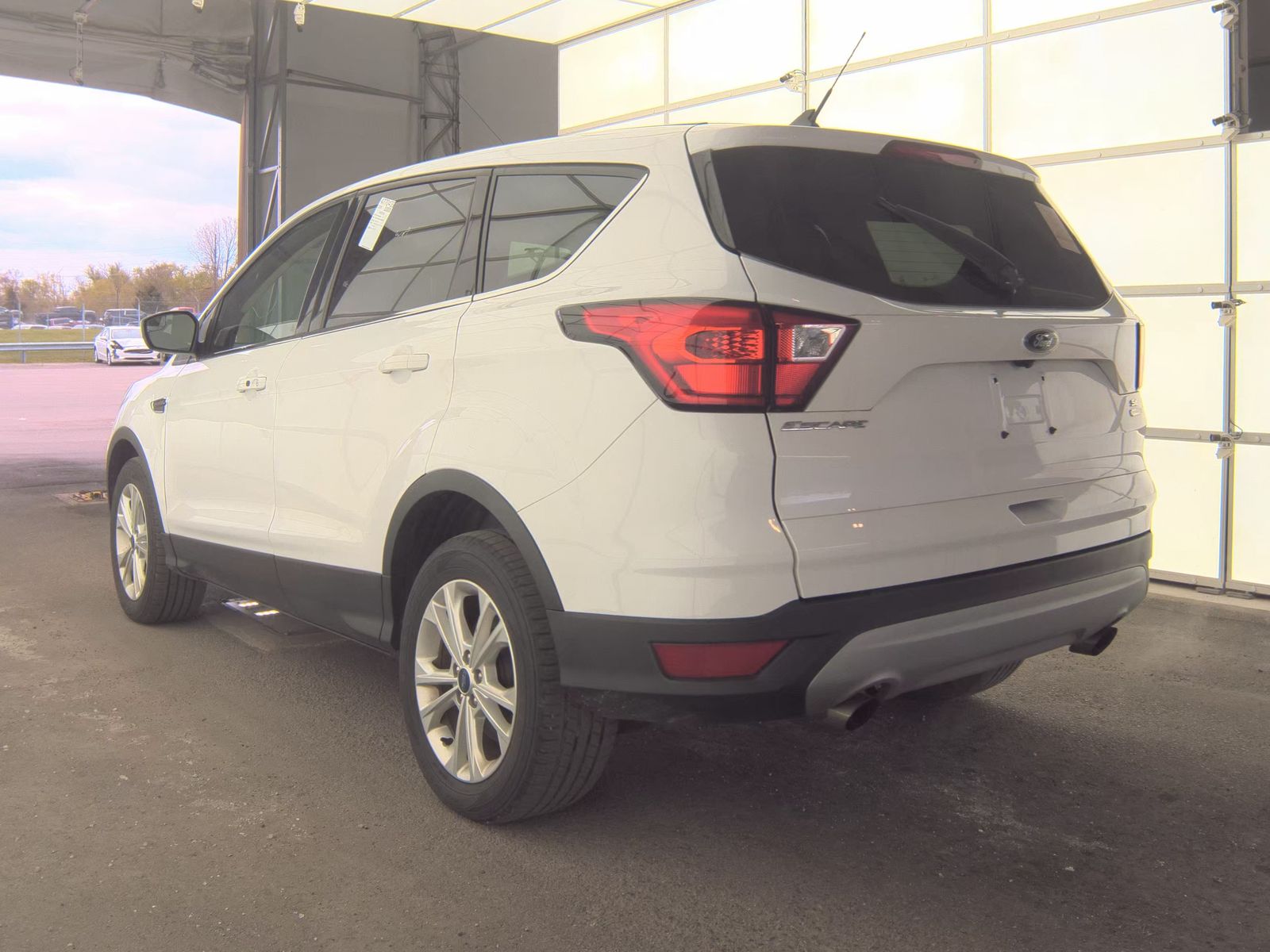 FORD ESCAPE - 9