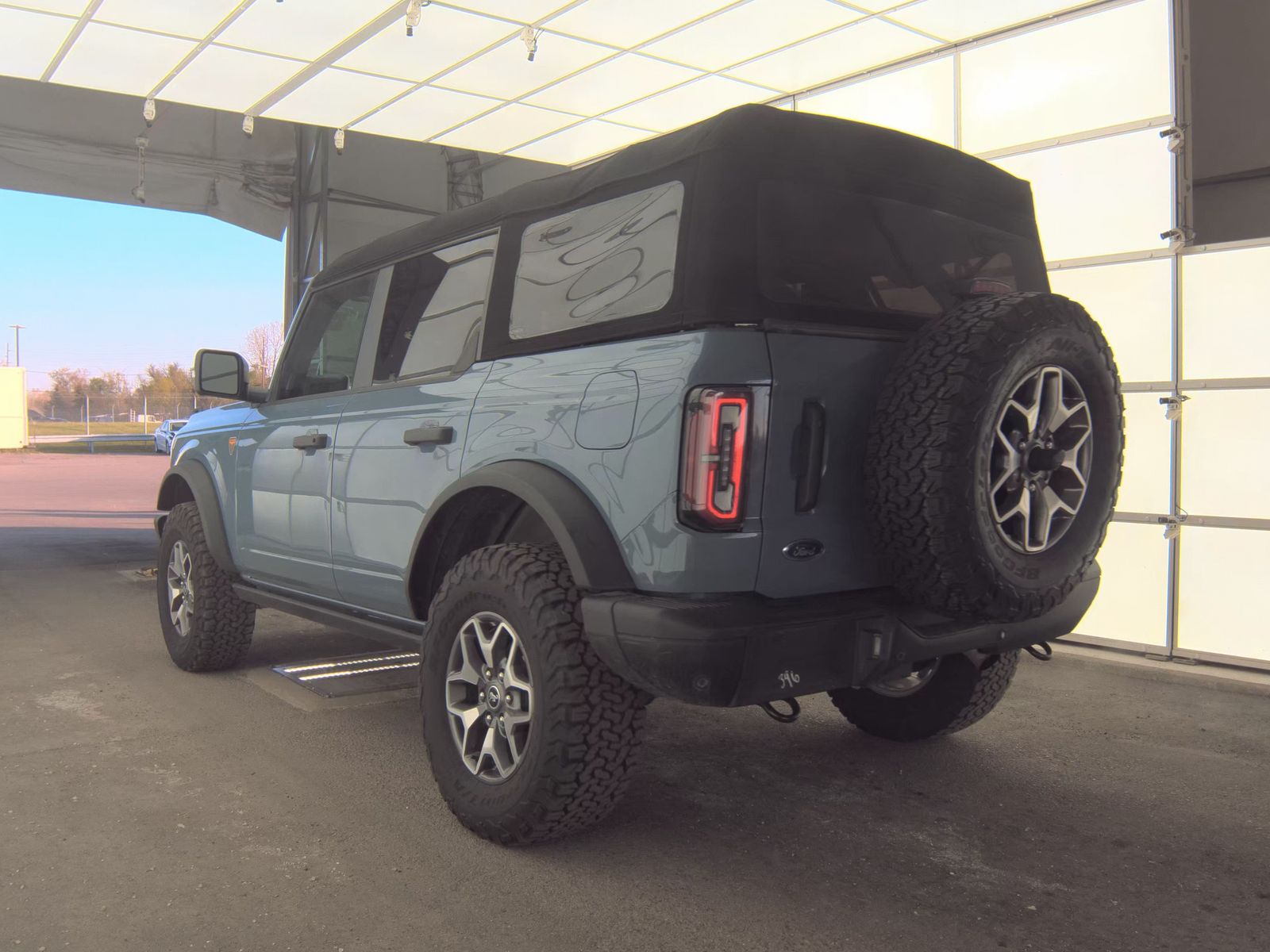 FORD BRONCO - 9