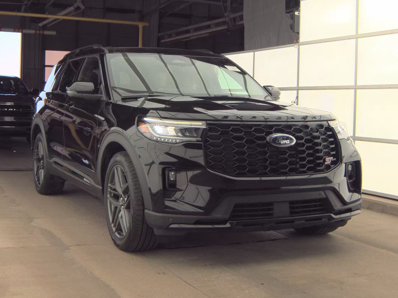 FORD EXPLORER - 5