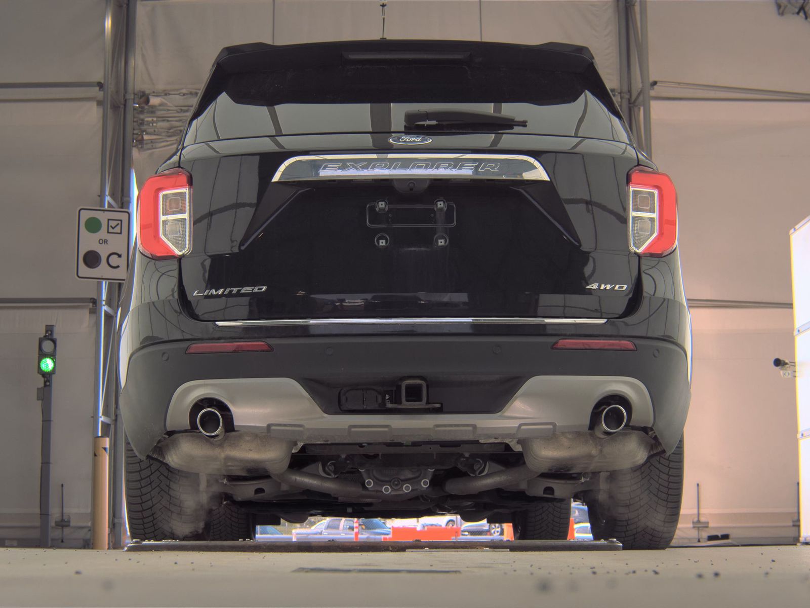 FORD EXPLORER - 8