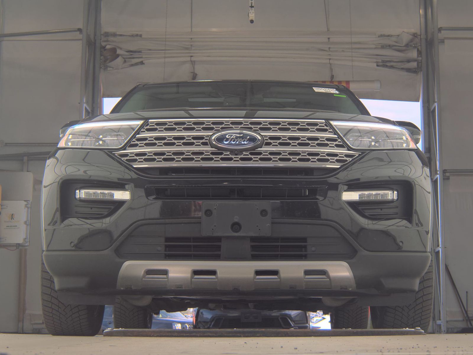 FORD EXPLORER - 4