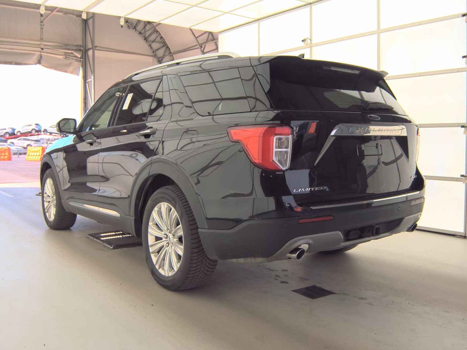 FORD EXPLORER - 9