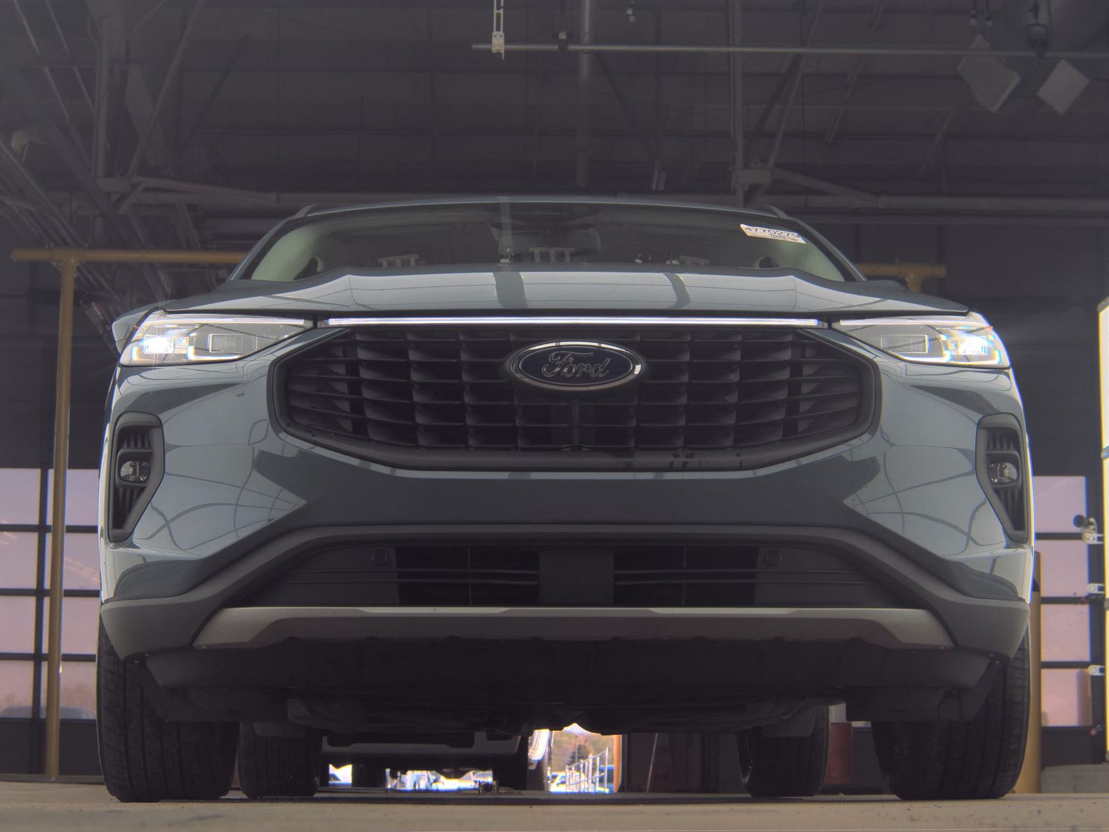 FORD ESCAPE - 4