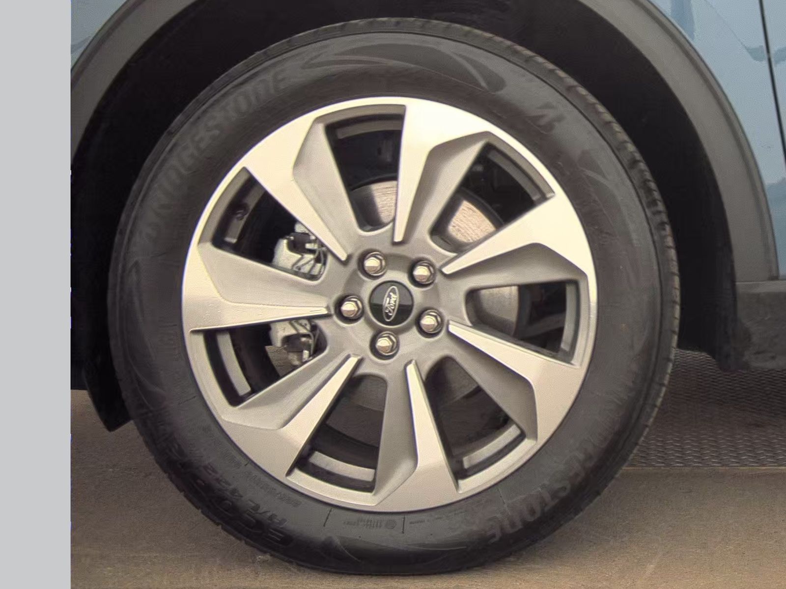 FORD ESCAPE - 10