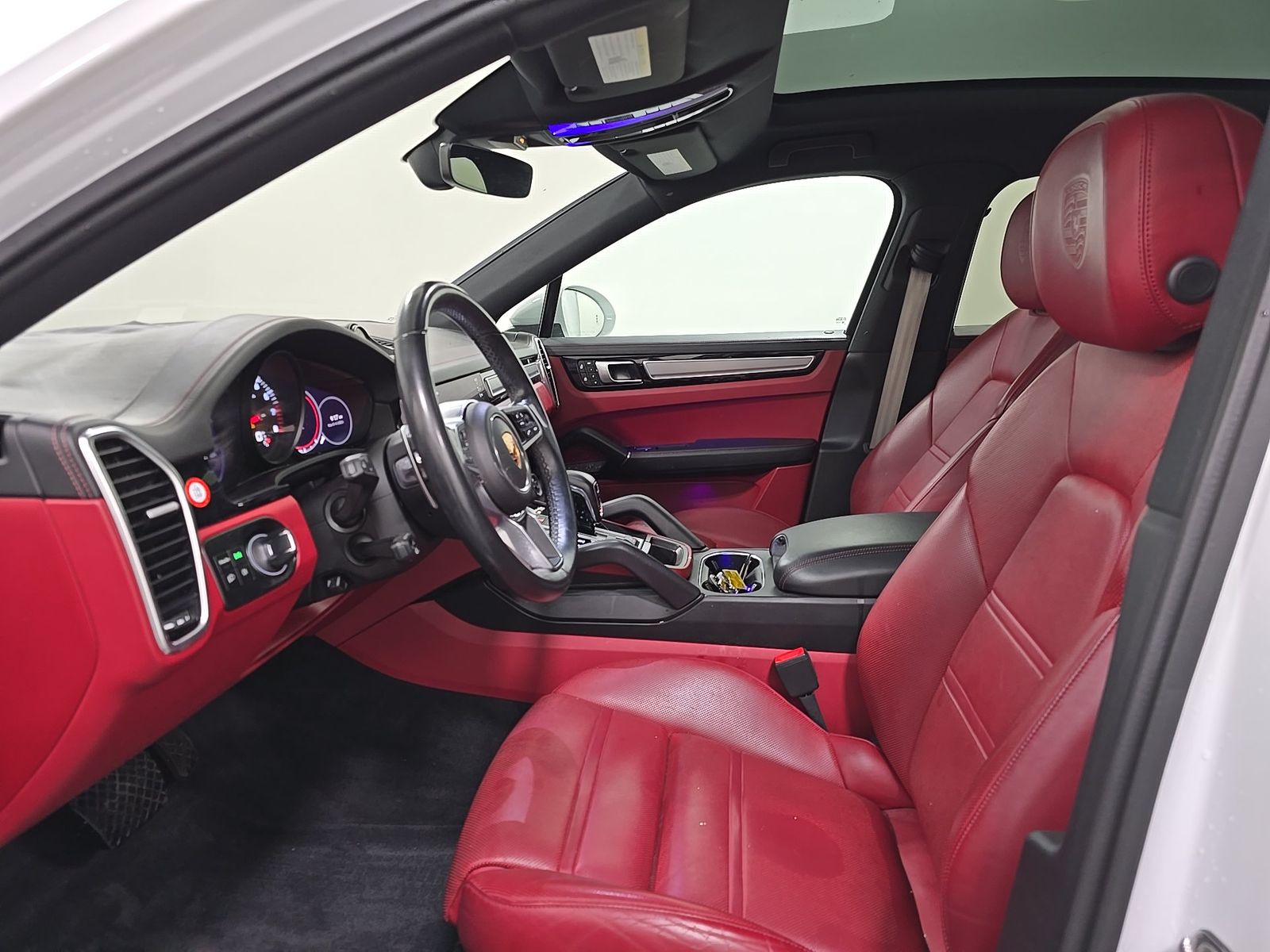 PORSCHE CAYENNE - 8